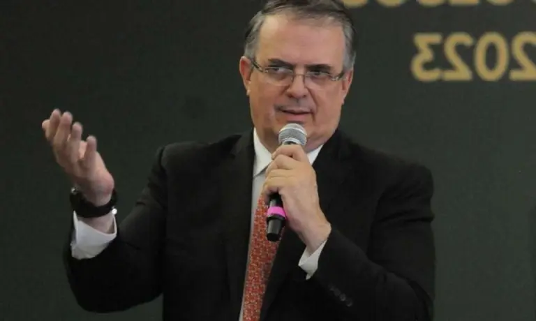 Marcelo Ebrard sufrió persecución política con Peña Nieto por revelar documentos de la Casa Blanca: AMLO. Foto: Gobierno de México