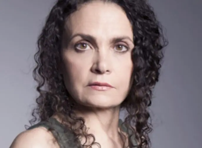 Era la mam&aacute; de Valentina, que sol&iacute;a ser algo seria y estricta.