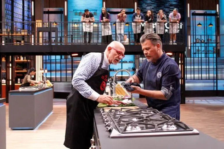 El Padre José de Jesús fue el quinto eliminado. Foto: TV Azteca