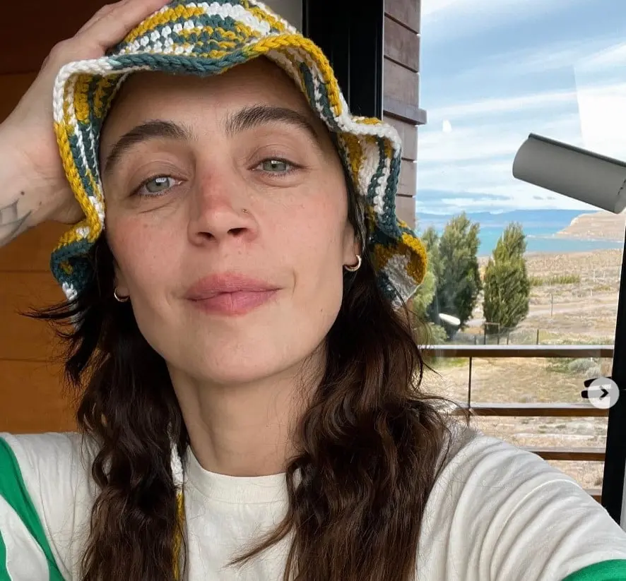 Ahora tiene 41 años y es actriz, ha participado en películas como Me estás matando Susana, Que pena tu vida y Las niñas bien.