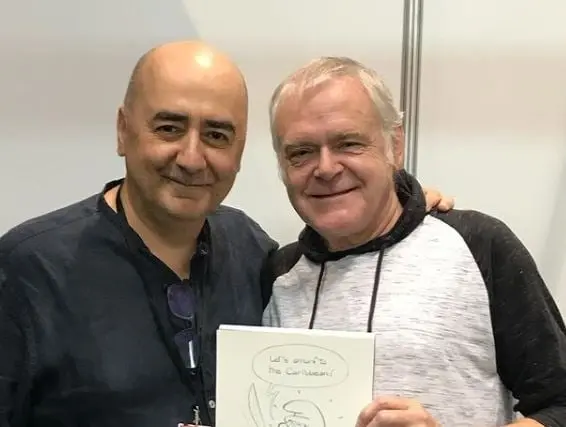 Era un viejo amigo de Sparrow y su mano derecha en la tripulación como primer oficial; siempre fue muy supersticioso. 