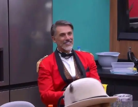 Particip&oacute; en el show "S&oacute;lo para mujeres" y fue parte de diversas telenovelas. Actualmente, est&aacute; casado con Issabela Camil, con quien tuvo dos hijas, y presidi&oacute; la Comisi&oacute;n de Cultura y Cinematograf&iacute;a.