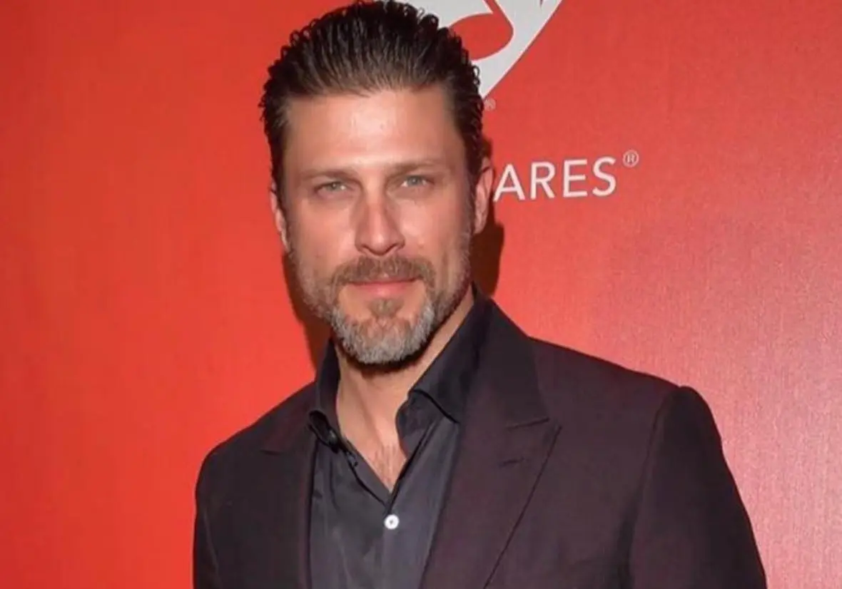 Ahora tiene 50 años y tiene un hijo. Ha participado en series como Queen Sugar y Lucifer.