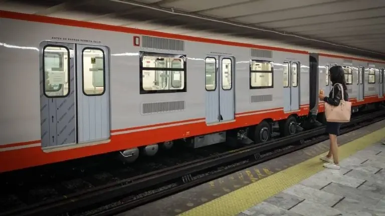 Nuevos trenes en la modernización de la Línea 1 del Metro. Foto: Gobierno CDMX