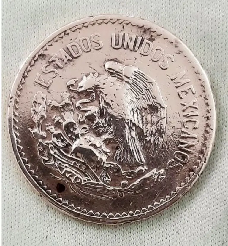 Moneda del Popocatépetl vale 400 mil pesos por estos errores. Foto: Mercado Libre