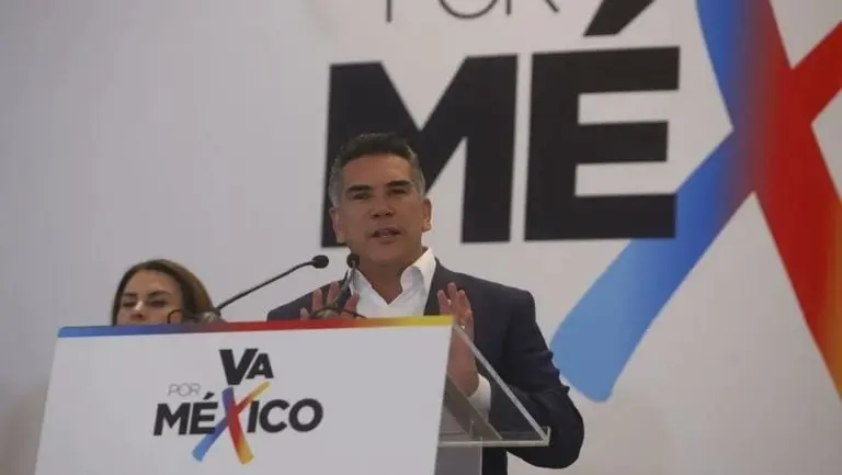 Alejandro Moreno minimizó la renuncia de militantes al partido Créditos: Especial