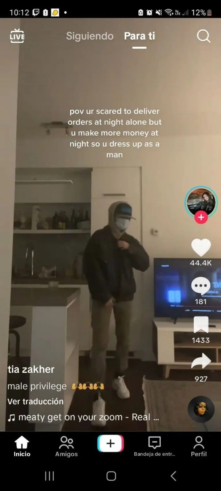 Joven se disfraza de hombre para trabajar- Tomada de video