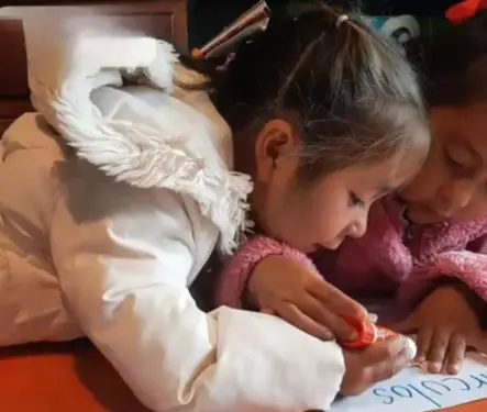 Flexibilidad curricular y aprendizaje dialógico: ejes de la educación comunitaria Flexibilidad curricular y aprendizaje dialógico: ejes de la educación comunitaria