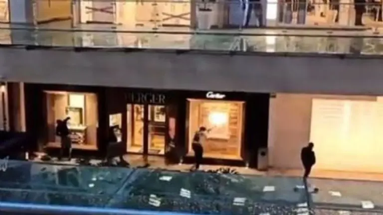 Relojes Rolex robados en Antara Polanco eran falsos, asegura experto. Foto: Tik Tok (@diegovez)