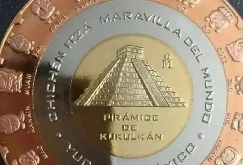 La medalla trimet&aacute;lica con una imagen de la pir&aacute;mide de Kukulc&aacute;n que la Casa de Moneda de M&eacute;xico lanz&oacute; en honor a la Cultura Maya hace un par de a&ntilde;os, ha adquirido gran popularidad en el mercado