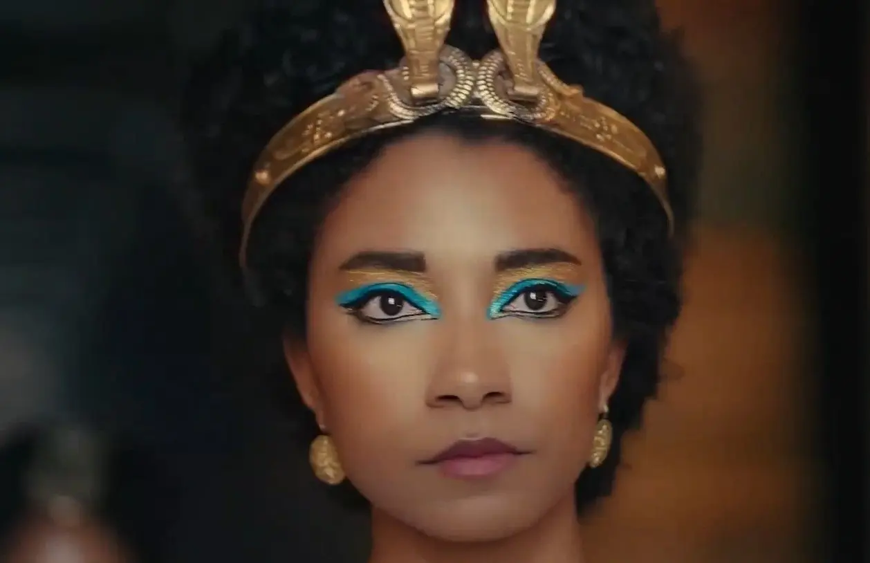 Es una serie documental, producida por Jada Pinkett, que explora la vida de Cleopatra, la última faraona de Egipto.