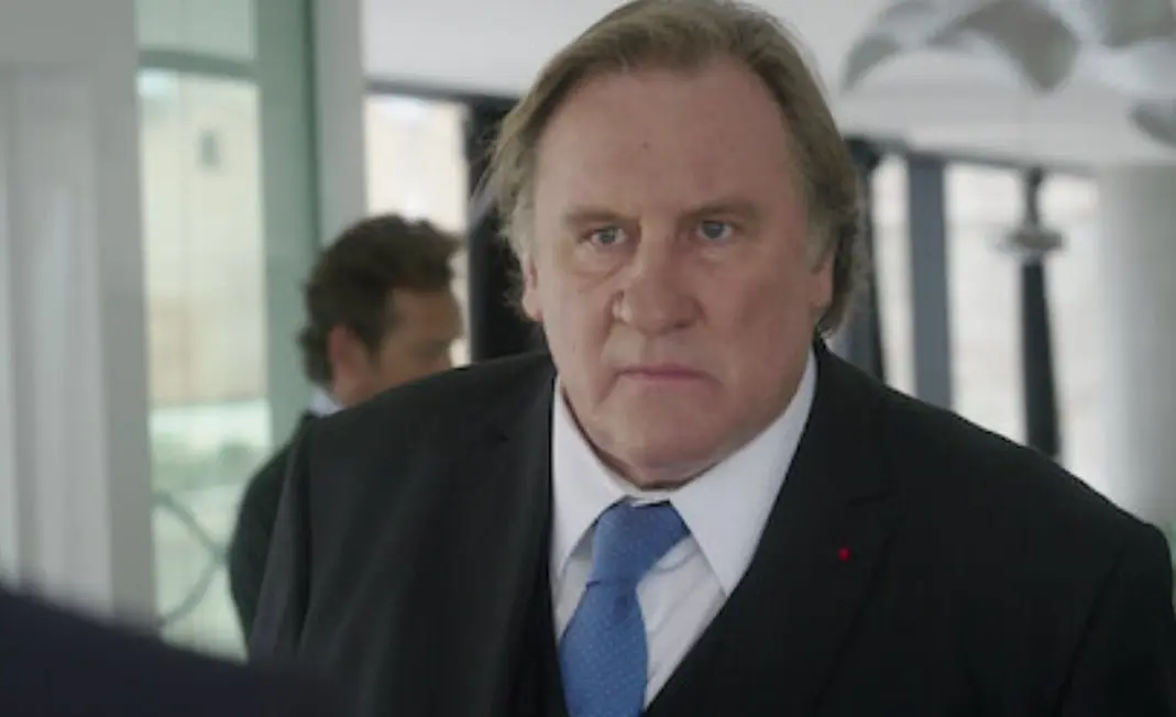 La serie presenta la corrupción y la venganza que hay en Marsella mientras sigue el enfrentamiento entre un político veterano y su ambicioso exprotegido. 