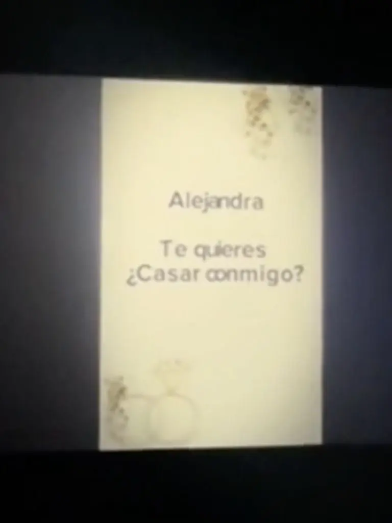 VIDEO: Joven le propone matrimonio a su novia en Cinépolis. Foto: Tik Tok