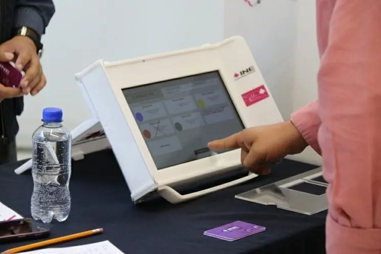 Por primera vez, votarán en urnas electrónicas en Edomex. Por primera vez, votarán en urnas electrónicas en Edomex.