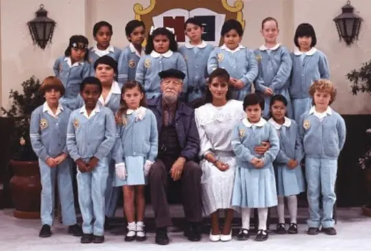 Así ha cambiado el elenco de Carrusel a 34 años de la novela. Así ha cambiado el elenco de Carrusel a 34 años de la novela.