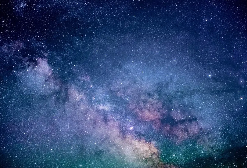 De acuerdo con astr&oacute;nomos de la Universidad Johns Hopkins, el color del universo ser&iacute;a parecido al del caf&eacute; con leche