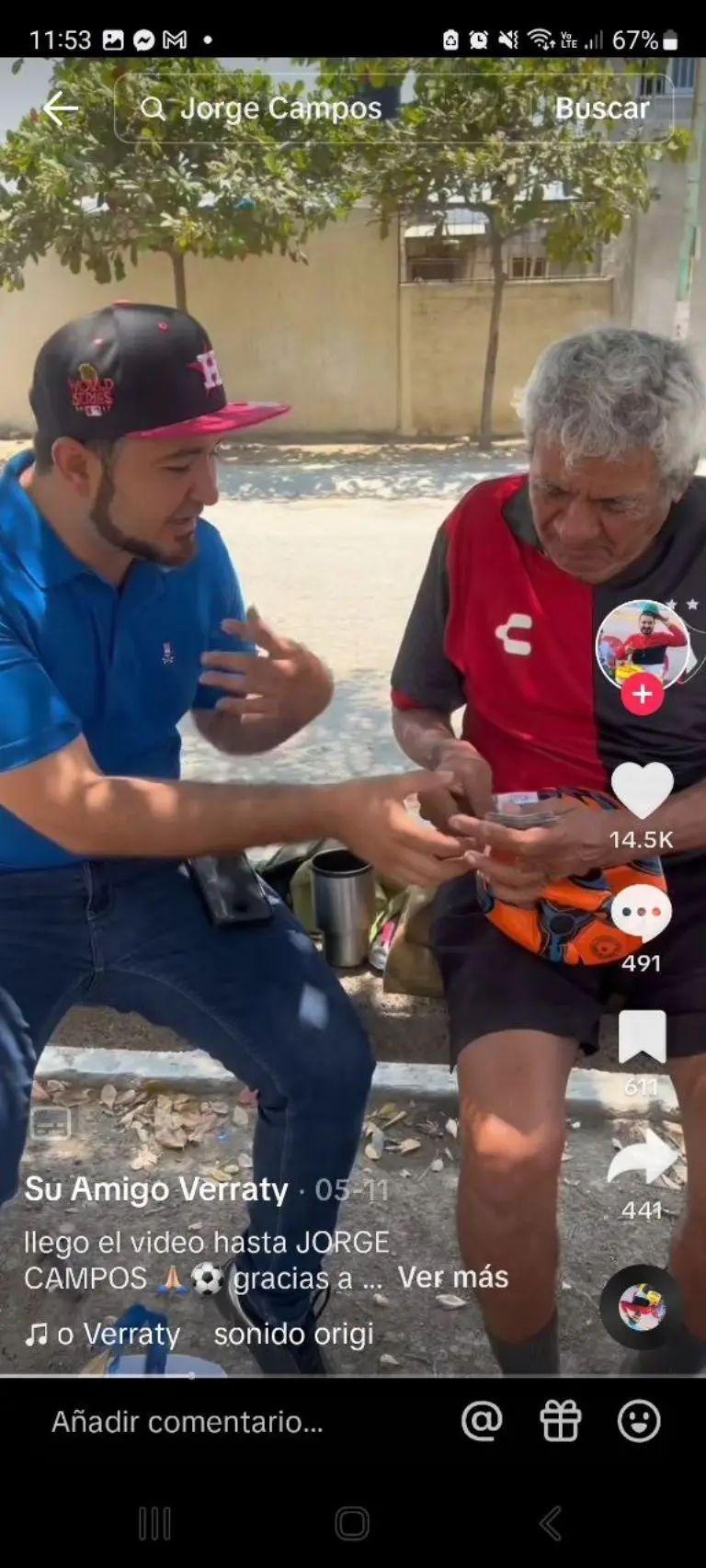 Jorge Campos ayuda a su exentrenador - Tomada de video