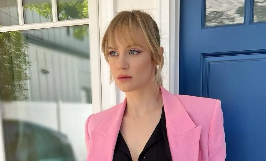 Ahora tiene 34 a&ntilde;os, ha trabajado en series como  Grey's Anatomy y Station 19.