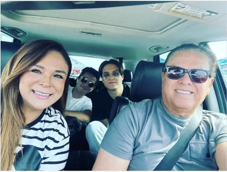 Brenda Bezares desmiente que su hijo sea de Paco Stanley, presenta prueba ADN Brenda Bezares desmiente que su hijo sea de Paco Stanley, presenta prueba ADN