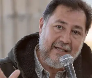 Fernandez Noroña solicita licencia como diputado para contender por la presidencia