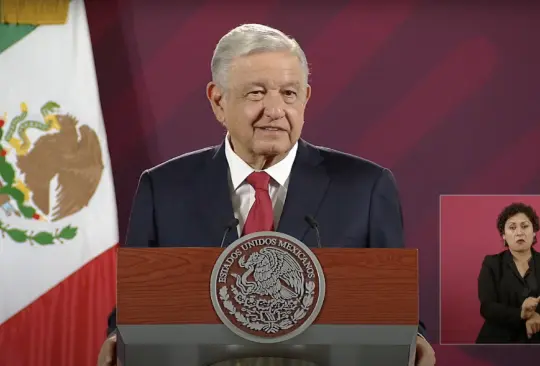 AMLO revela nombre del candidato del PRI, PAN y PRD para el gobierno de la CDMX. 