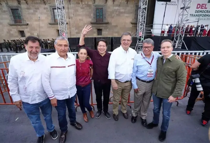 Mario Delgado exhort&oacute; a los aspirantes a deslindarse  "p&uacute;blica, pol&iacute;tica, financiera y jur&iacute;dicamente" de la publicidad en espectaculares.
