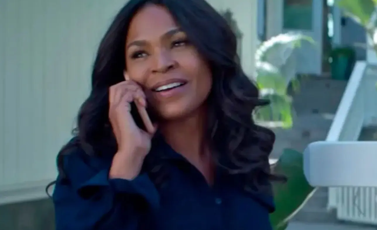 La historia se centra en Elli, una abogada que se ve atrapada en una red de engaño y pesadillas, después de tomar una copa con un viejo amigo, quien se obsesiona con ella y sus seres queridos.