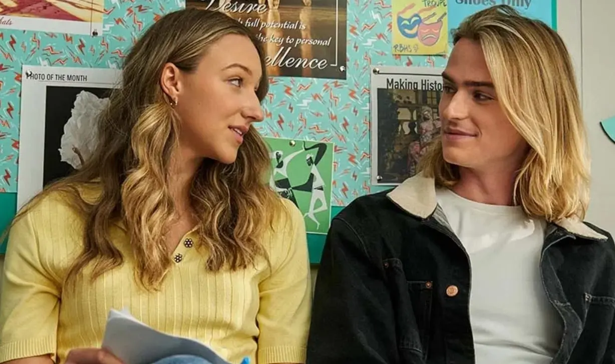 A mí altura 2 (2022). Puntuación: 4.7