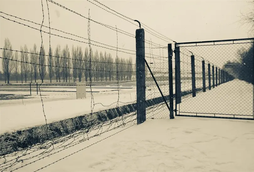 Los negacionistas del Holocausto no creen que haya sucedido de verdad, a pesar de las pruebas