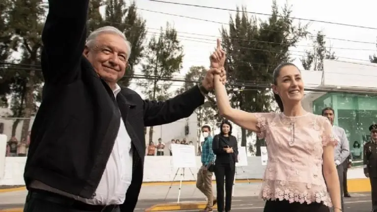 Ebrard lanza indirecta a Sheinbaum: 'No sé si la admitan en MC'. Foto: Cuartoscuro