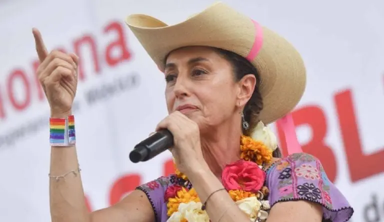 Claudia Sheinbaum aumentará las becas para todos los niños, para que sigan estudiando. Foto: Cuartoscuro