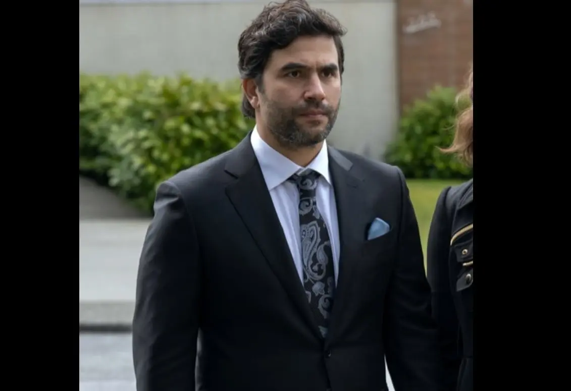 Ahora tiene 41 años, ha trabajado en las series El recluso y El baile e las luciérnagas.