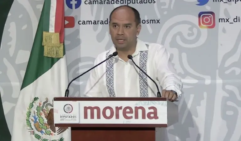 Diputado de Morena denuncia Xóchitl Gálvez por supuesto lavado de dinero. Foto: Twitter (@alejandrorobmx)