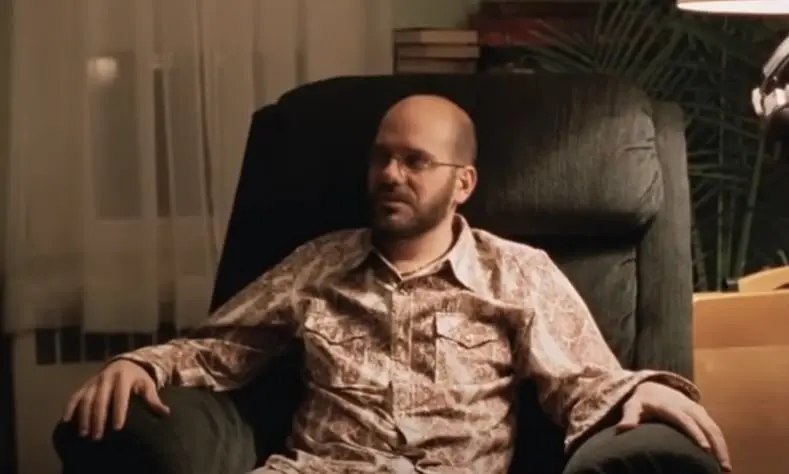 David Cross interpretó a Rob Eakin, amigo de Joel