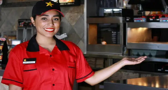 Sanborns y Carls Jr abren vacantes de empleo, estos son los sueldos y los requisitos. 