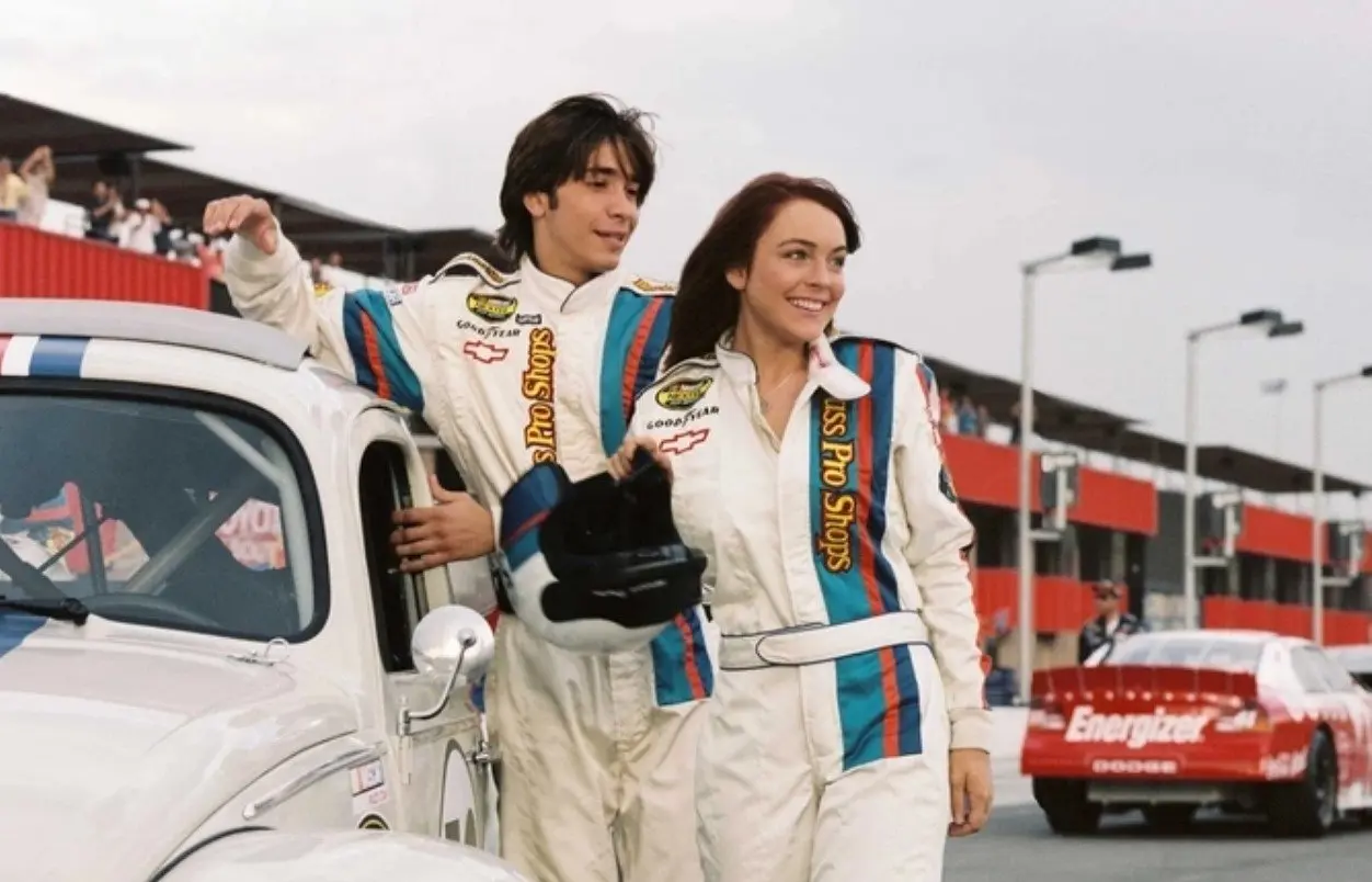 Herbie a toda marcha fue una película de Disney que se estrenó en 2005 y estuvo protagonizada por Lindsay Lohan.
