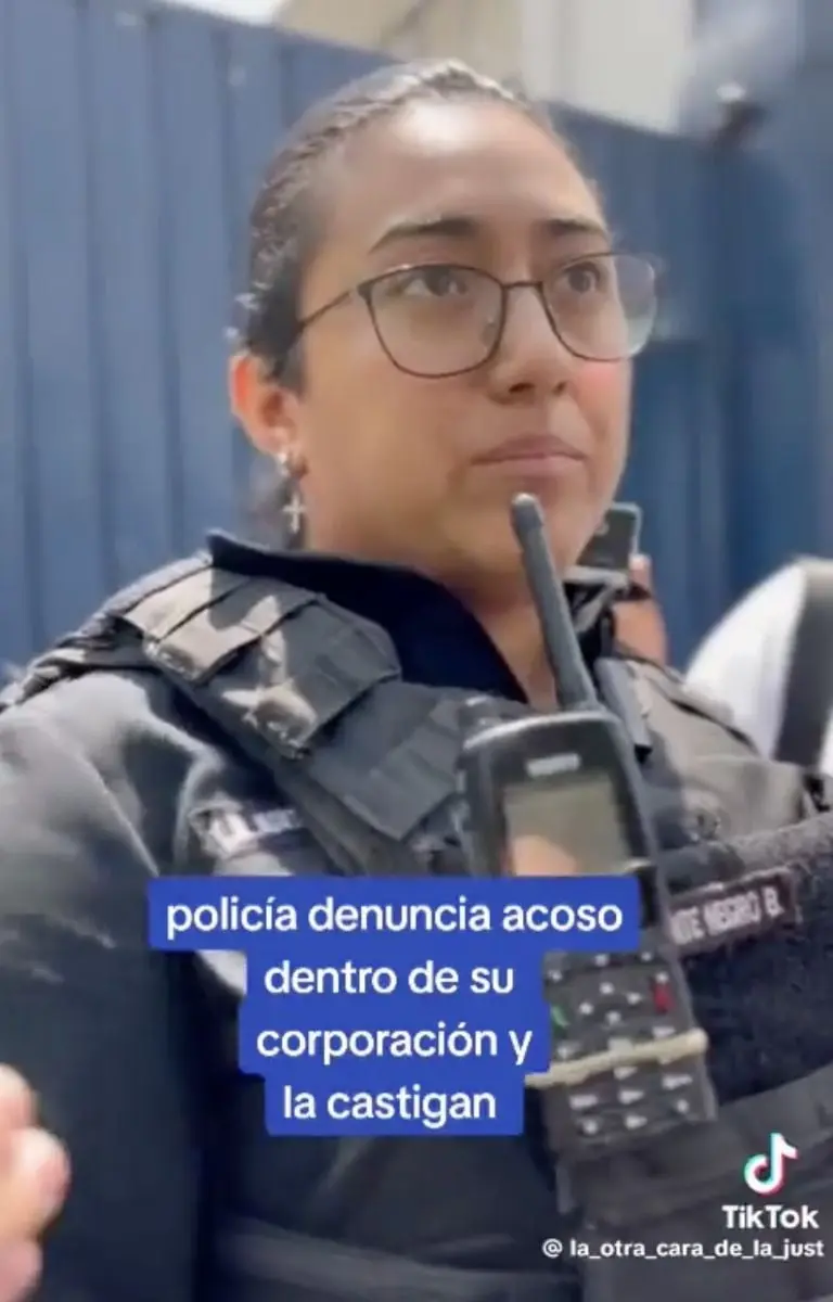 Mujer policía denuncia que sufrió acoso y la castigan. Foto: Tik Tok