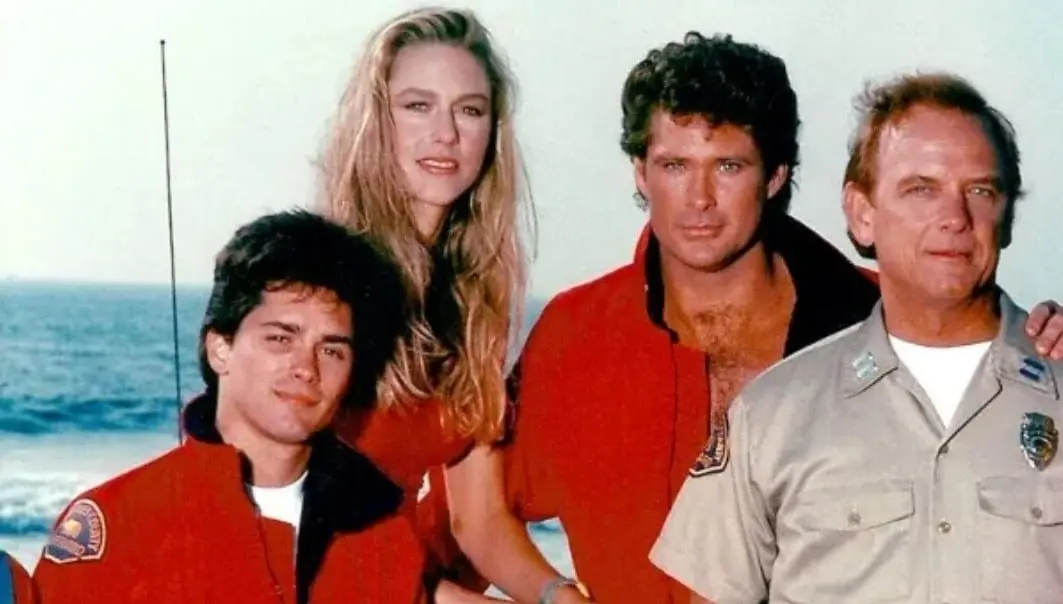 ¿Cómo luce el elenco de Guardianes de la bahía a 34 años del estreno?