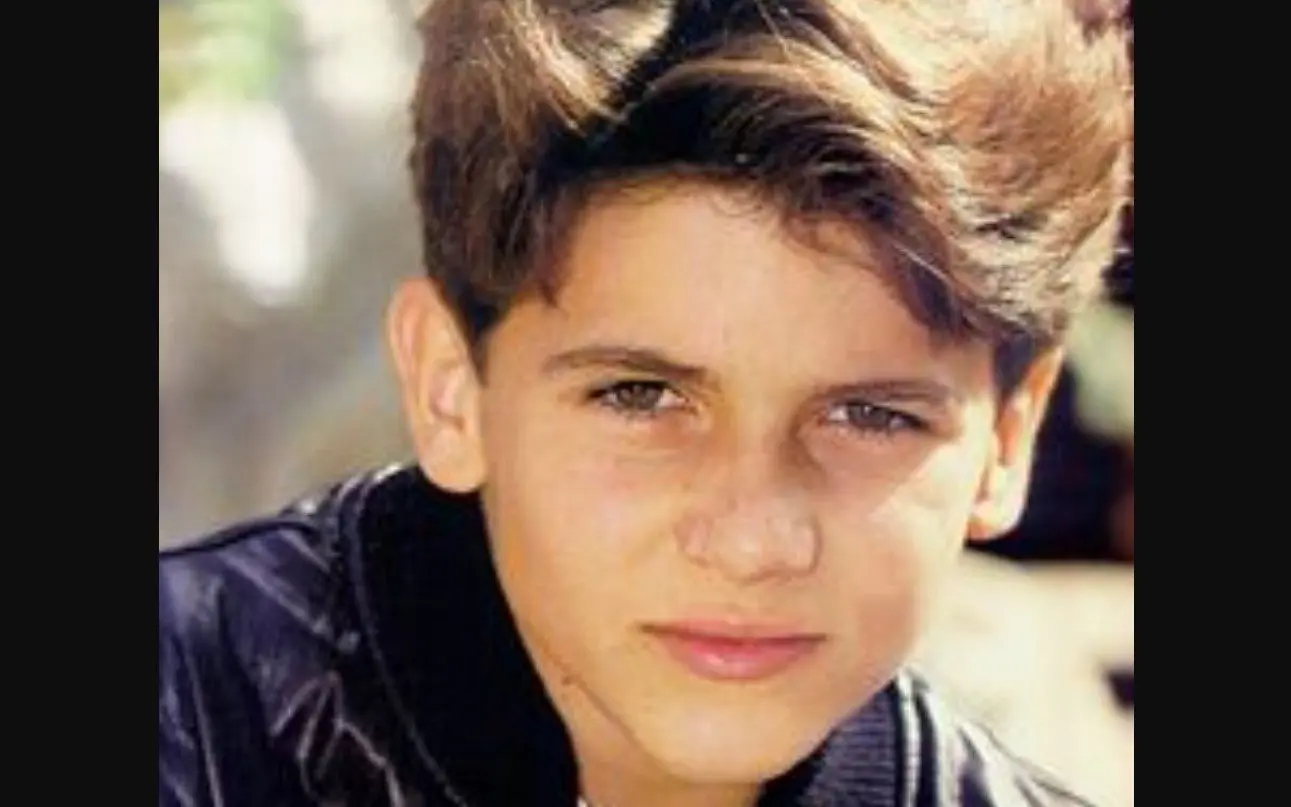 Jeremy Jackson interpretó a Hobie Buchannan