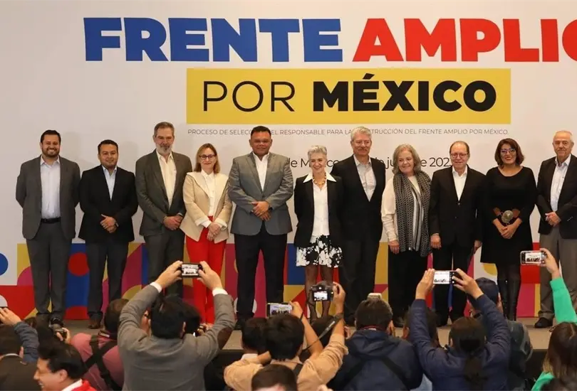 Aspirantes de Va por México no están obligados a presentar licencia, según FAM. Aspirantes de Va por México no están obligados a presentar licencia, según FAM.