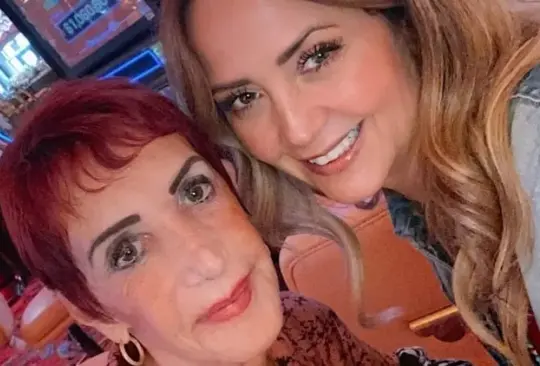 Andrea Legarreta se dijo muy dolida por la muerte de su mamá