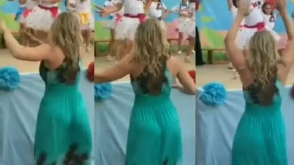 La forma de bailar de la maestra enamor&oacute; a los internautas