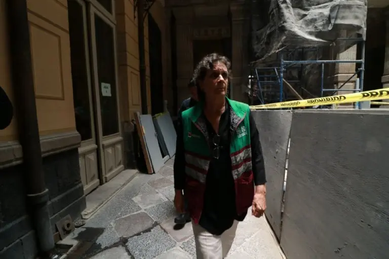 Cae elevador de 12 metros de altura en edificio de CDMX, deja un muerto. Foto: Protección Civil