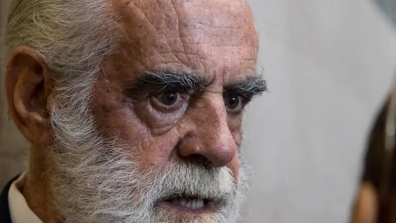 Fern&aacute;ndez de Cevallos asegur&oacute; que X&oacute;chitl G&aacute;lvez no fue la &uacute;nica pol&iacute;tica en asistir a su fiesta. 