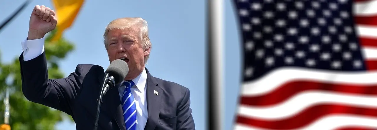 Una teor&iacute;a conpirativa piensa que Donald Trump es un viajero del tiempo y que una novela de hace m&aacute;s de 100 a&ntilde;os predijo su presidencia