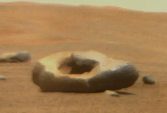 Encontraron una piedra muy rara en Marte Encontraron una piedra muy rara en Marte