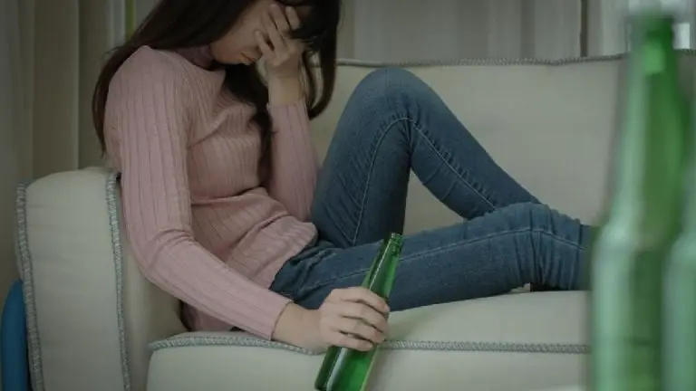 ¿Tomar más alcohol genera tolerancia o te emborrachas más rápido? Esto dice la ciencia.