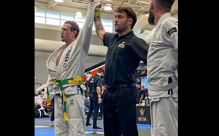 Mark Zuckerberg presume triunfo en jiu jitsu (Facebook)