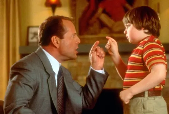 Mi encuentro conmigo fue una película de Disney, protagonizada por Bruce Willis, que se estrenó en el 2000.