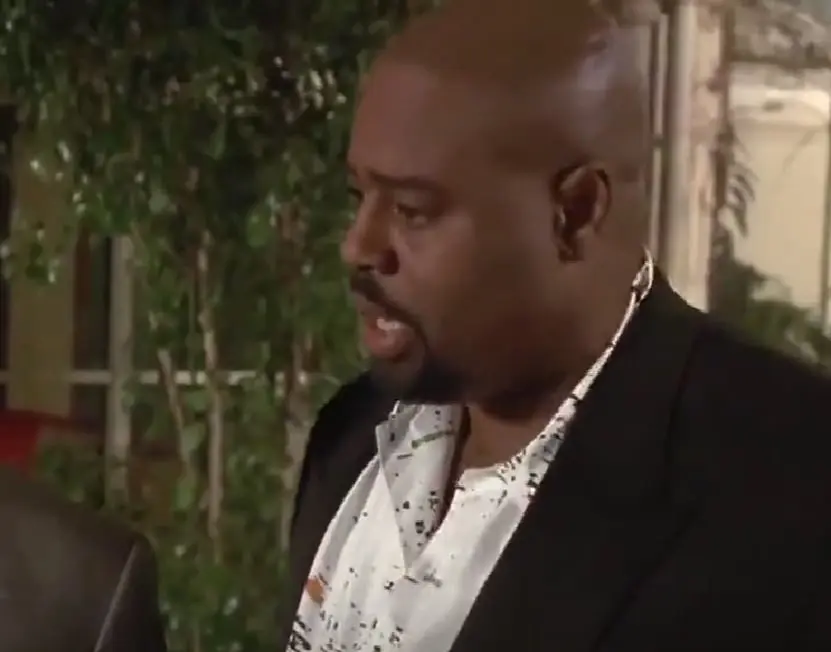 Chi McBride interpret&oacute; a Kenny, un boxeador que es cliente de Russ